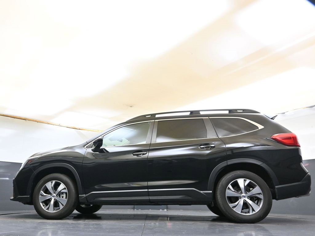 Used 2024 Subaru Ascent Premium w/ Convenience Package image 11