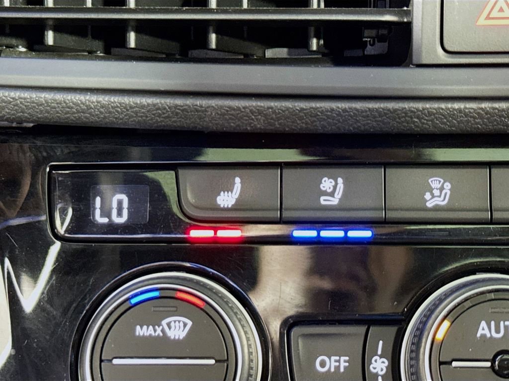 Used 2020 Volkswagen Jetta GLI Autobahn FWD image 23