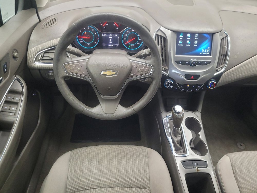 Used 2017 Chevrolet Cruze LT w/ Convenience Package FWD image 22