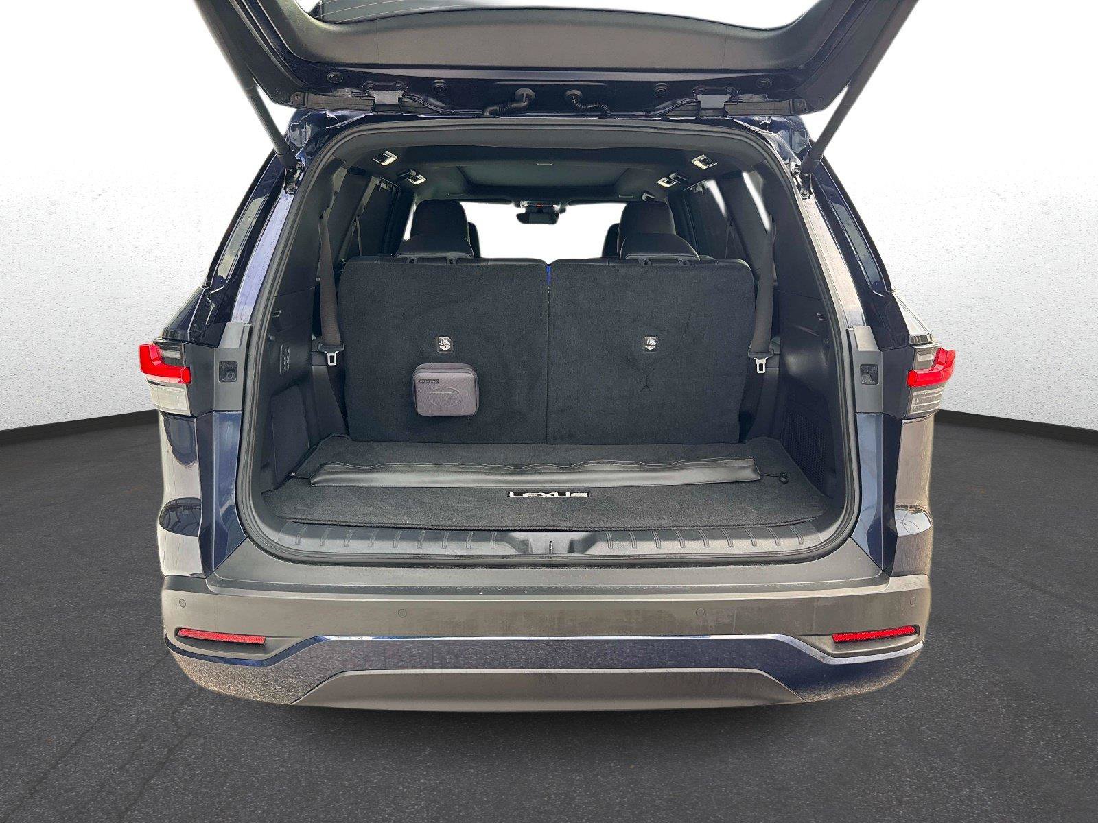 Certified 2026 Lexus TX 350 AWD w/ Technology Package image 11