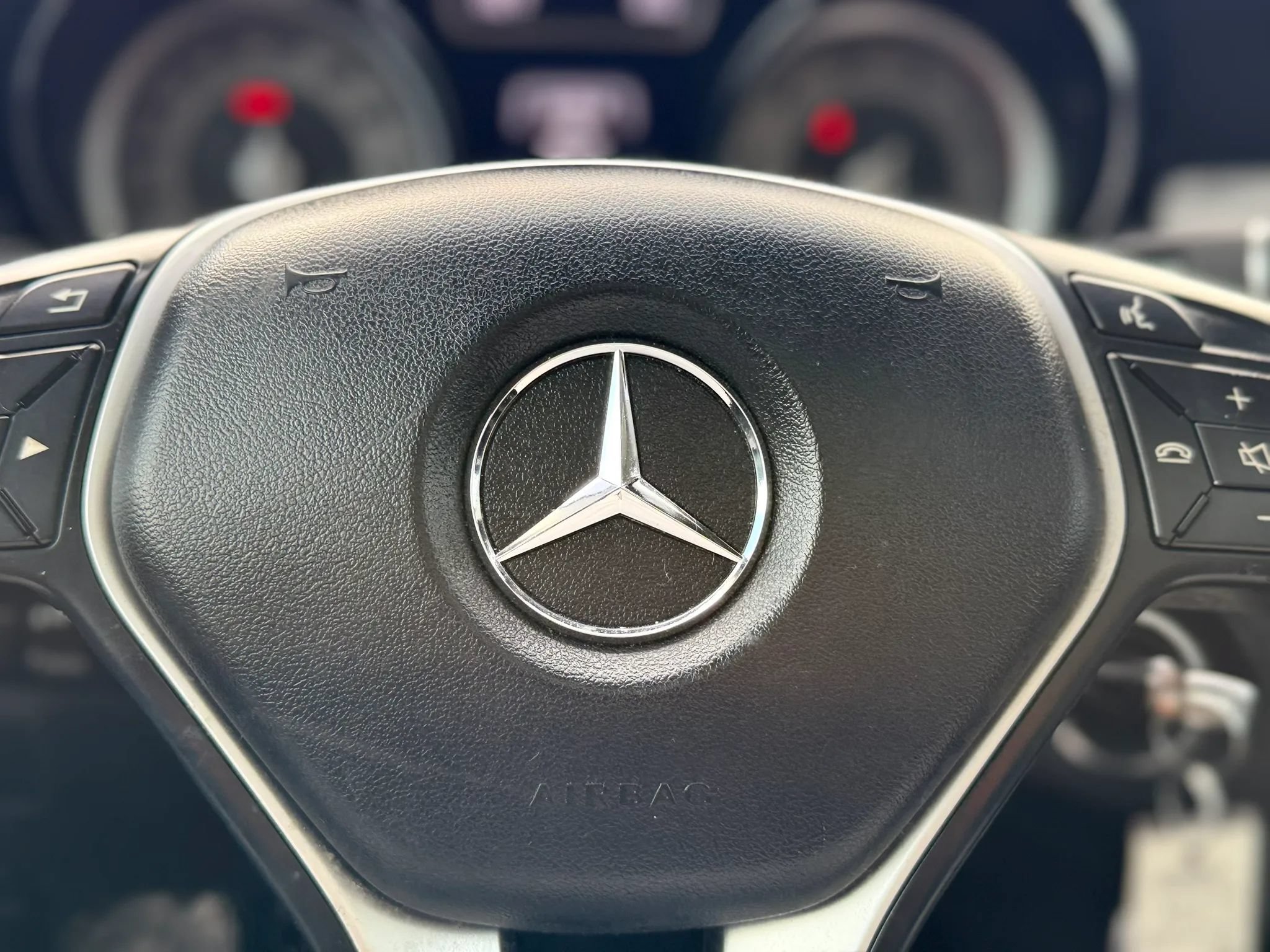 Used 2015 Mercedes-Benz GLA 250 image 34