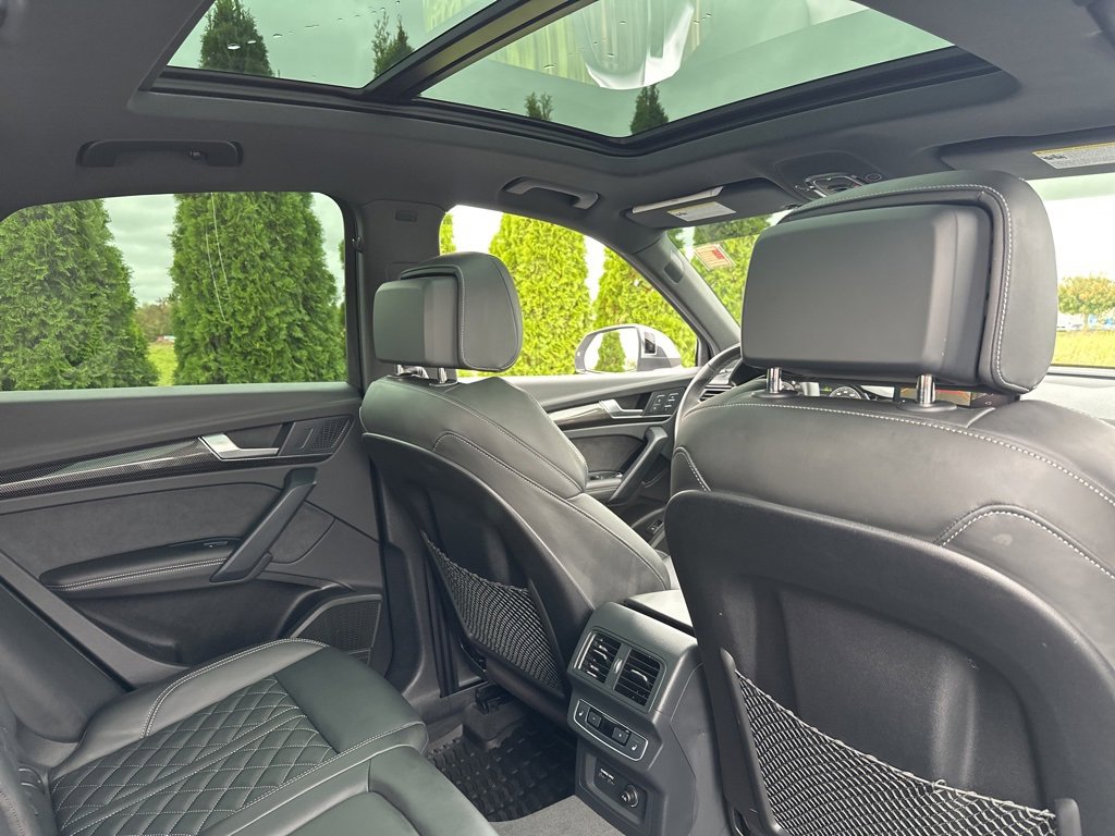 Used 2023 Audi SQ5 Prestige w/ Prestige Package image 39