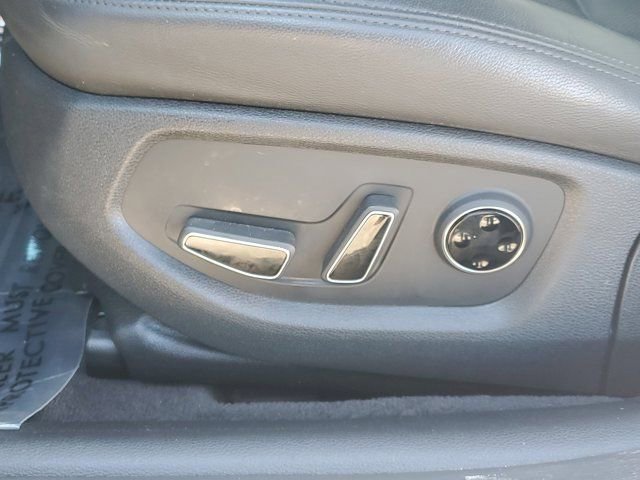 Used 2019 Genesis G80 3.8 image 15