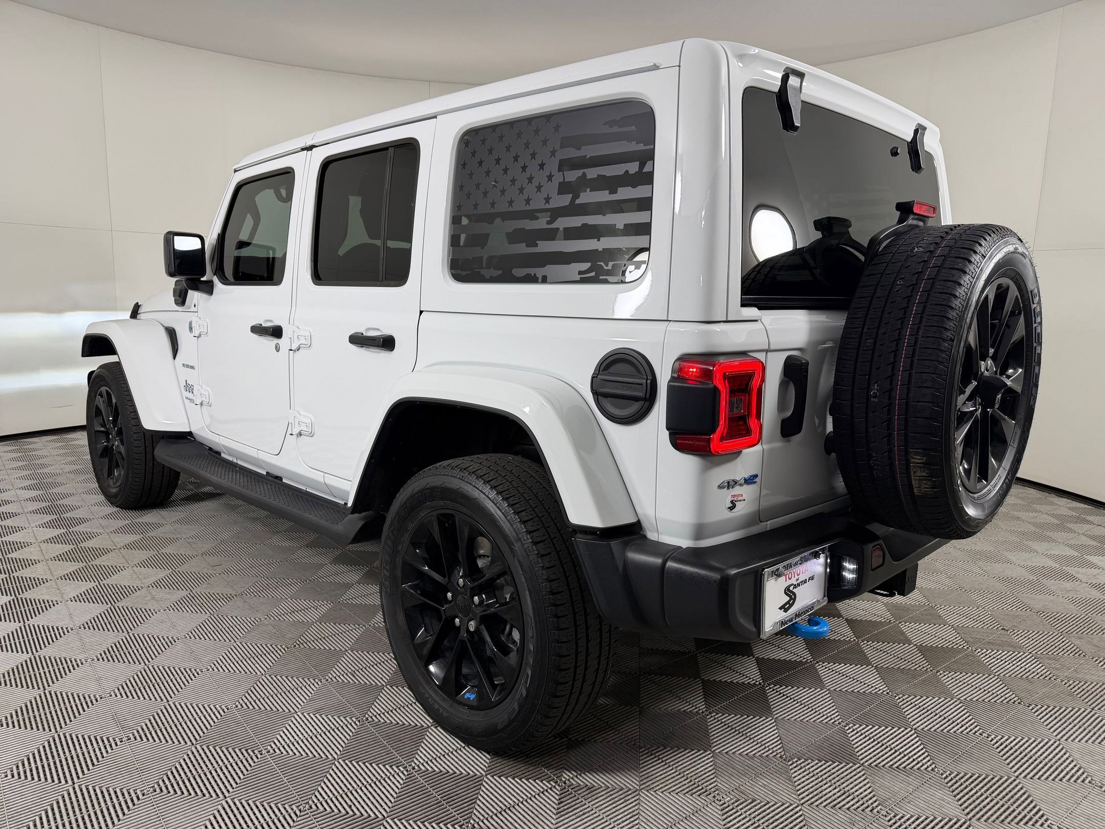 Used 2022 Jeep Wrangler Unlimited Sahara image 3