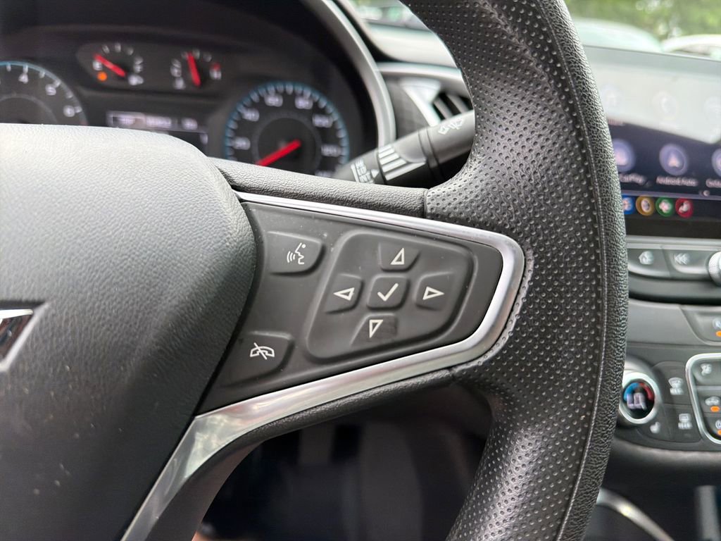 Used 2022 Chevrolet Malibu LT FWD image 22