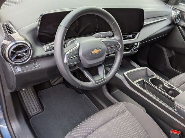 Used 2025 Chevrolet Equinox LT FWD image 11