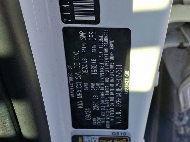 Certified 2025 Kia K4 EX image 28