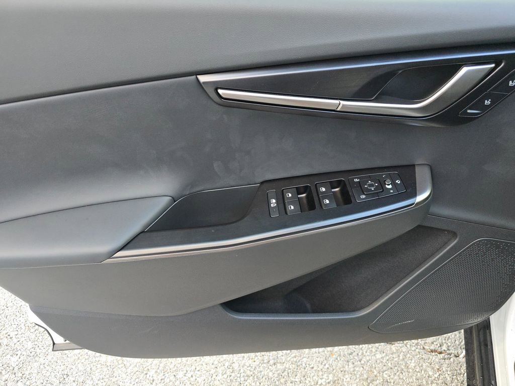 New 2025 Kia EV6 Wind image 26