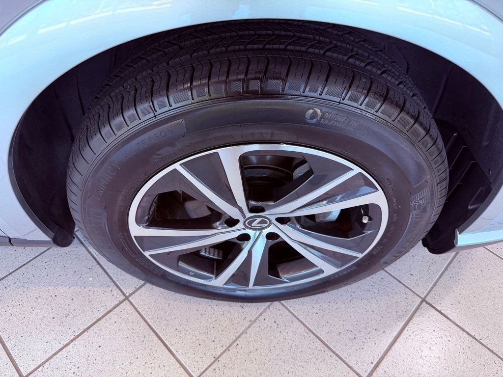 Used 2023 Lexus RX 350 Premium w/ Accessory Package (Z1) FWD image 16