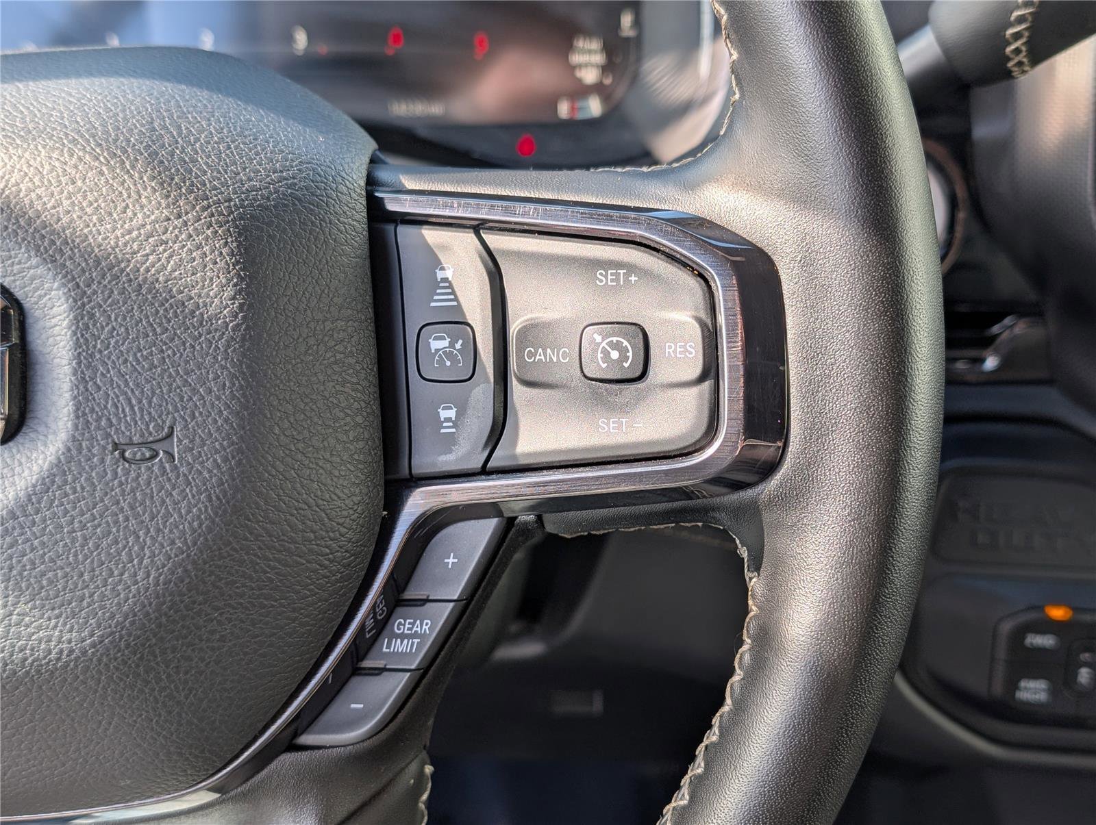 Used 2025 RAM 3500 Limited image 24