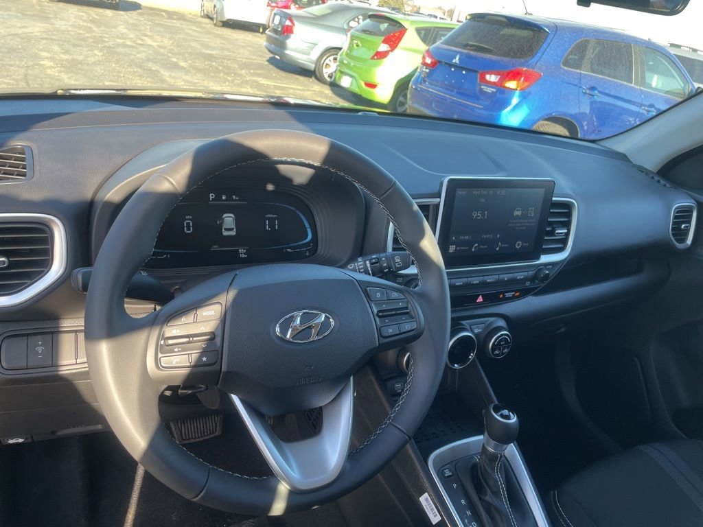 New 2026 Hyundai Venue SEL image 15