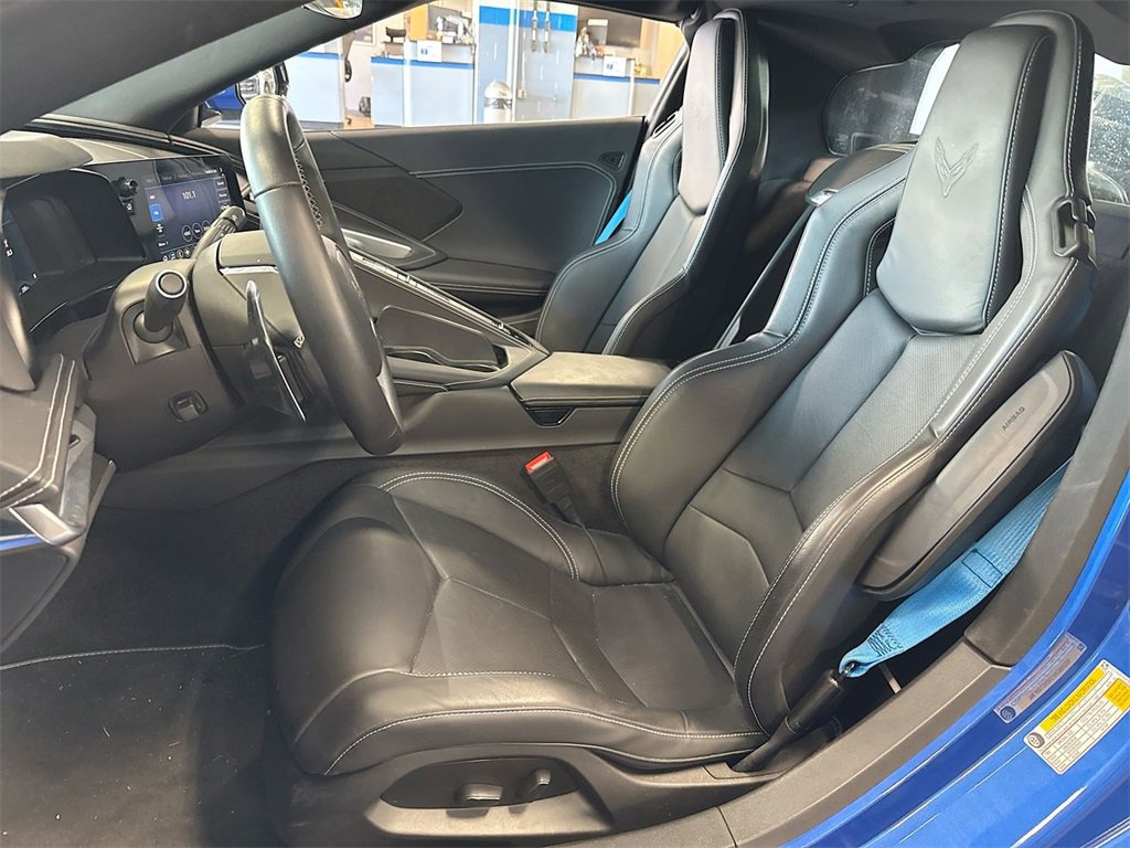 Used 2023 Chevrolet Corvette Stingray w/ Z51 Performance Package image 10