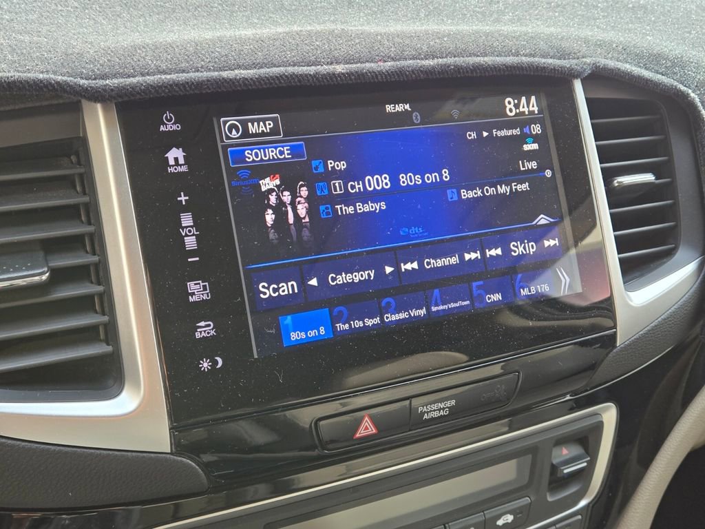 Used 2017 Honda Pilot Touring image 10