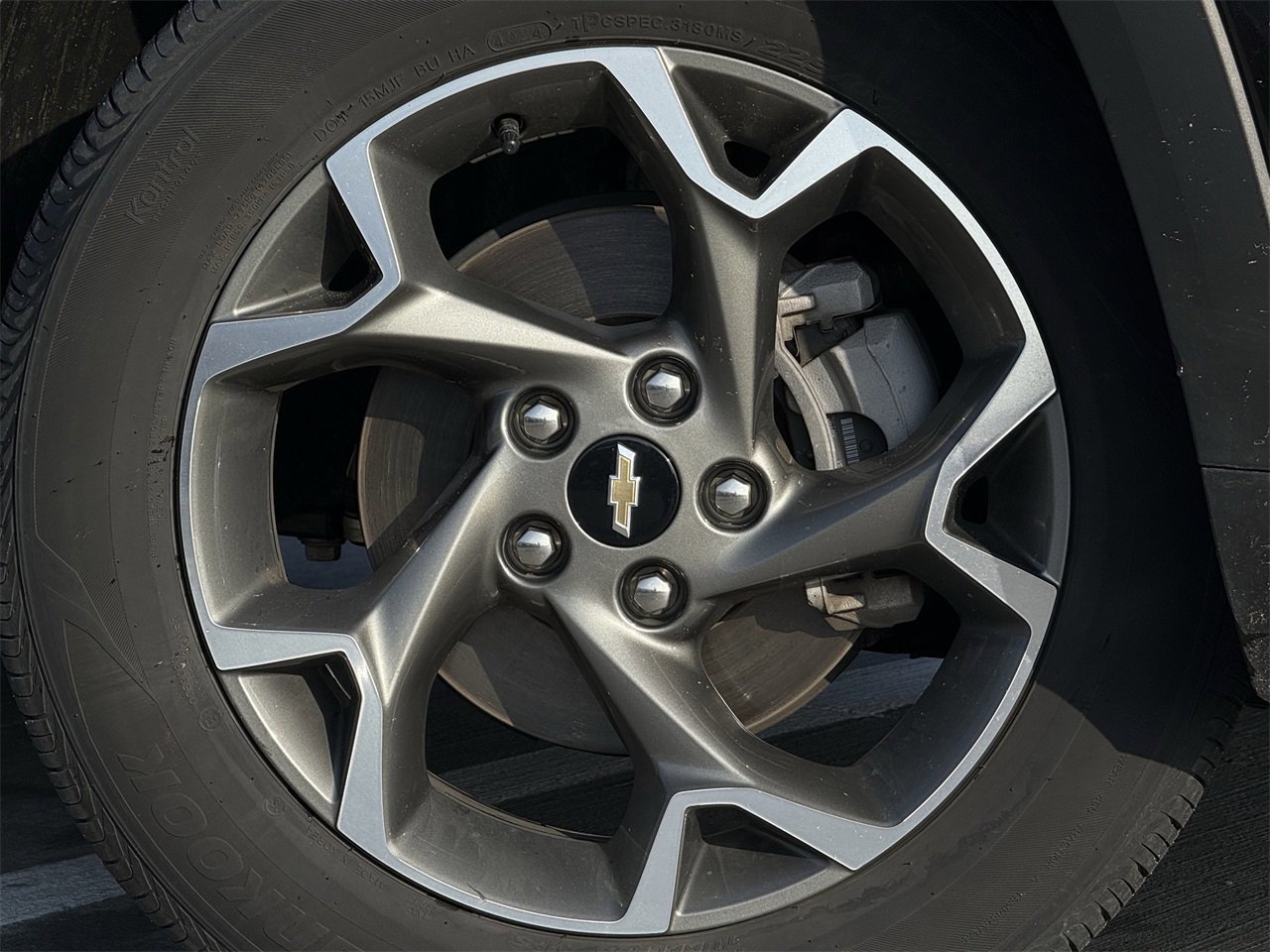 Certified 2025 Chevrolet Trax LT image 9