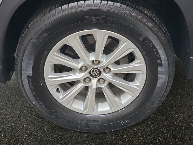 Used 2024 Toyota Grand Highlander XLE image 36