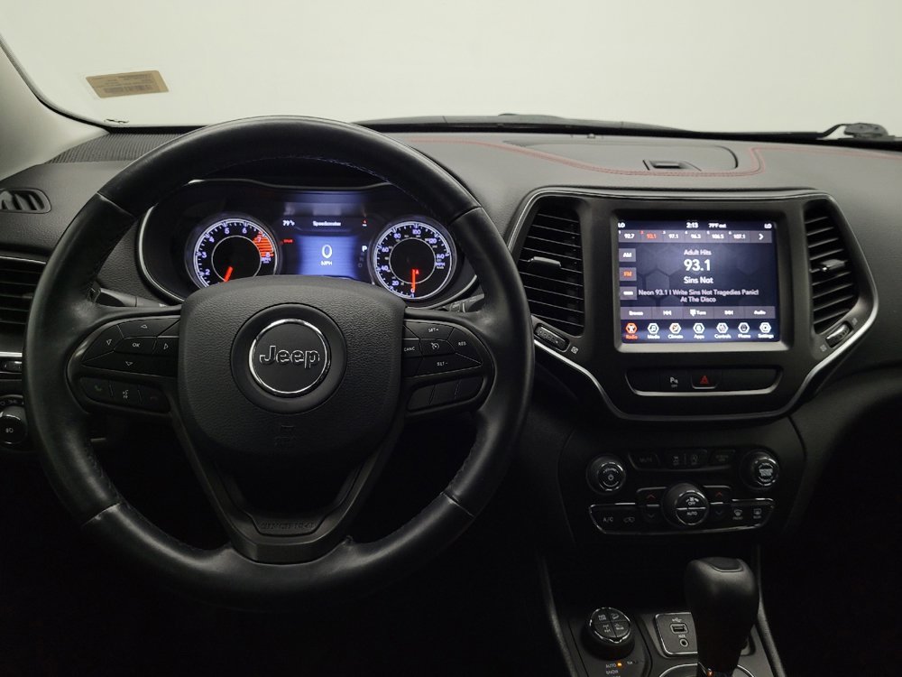 Used 2019 Jeep Cherokee Trailhawk w/ Cold Weather Group AWD/4WD image 22
