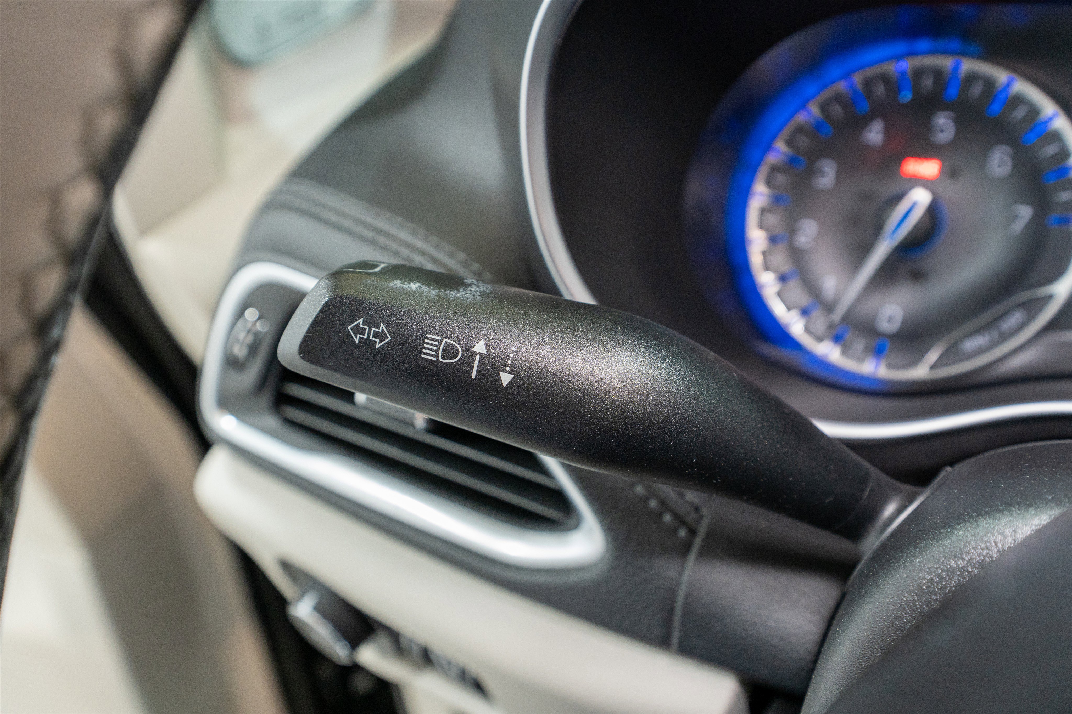 Used 2020 Chrysler Pacifica Limited image 28