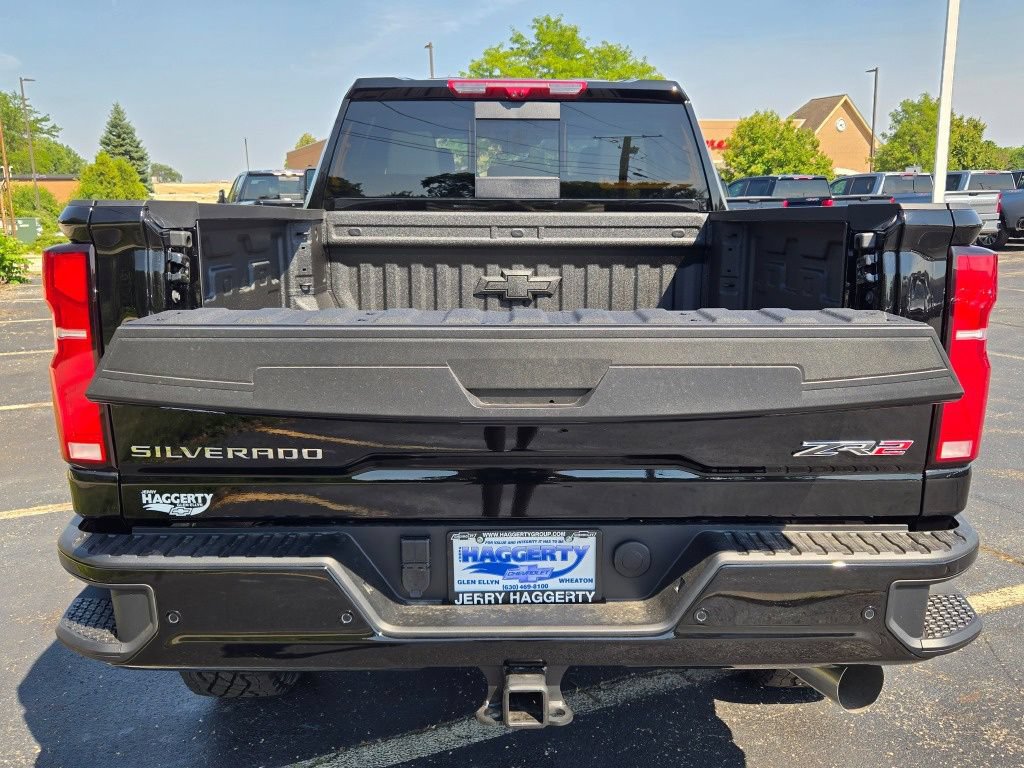 New 2026 Chevrolet Silverado 2500 ZR2 AWD/4WD image 13