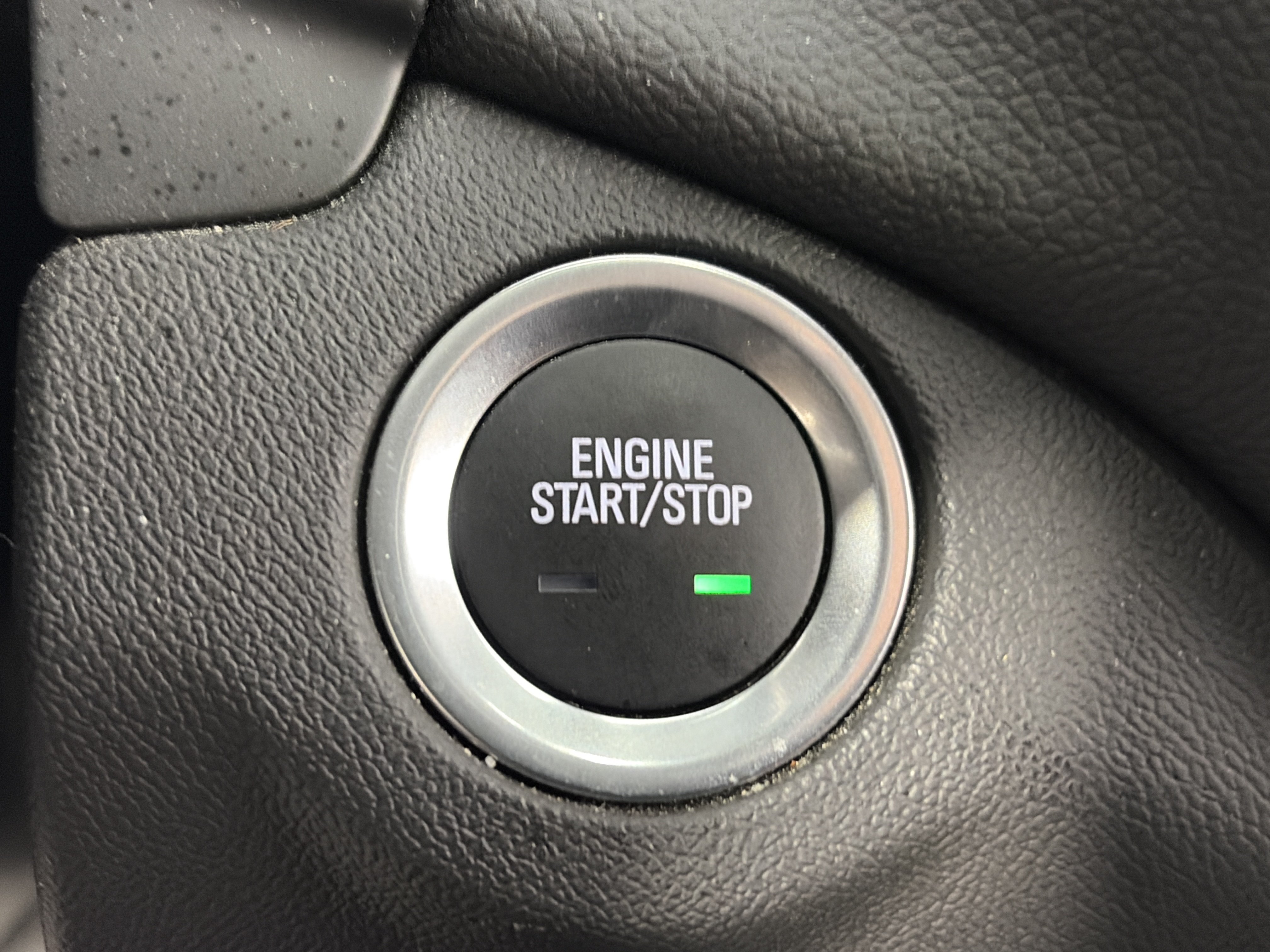 Used 2024 Chevrolet Equinox LT FWD image 31