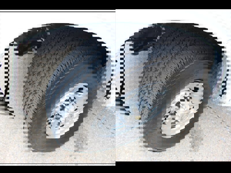 Used 2025 Chevrolet Express 3500 LS RWD image 32