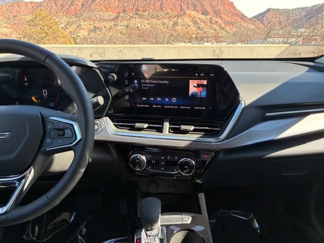 New 2026 Chevrolet Trax ACTIV w/ Driver Confidence Package image 14