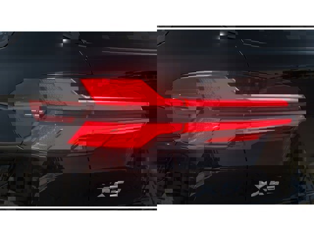 New 2026 BMW X5 xDrive50e w/ M Sport Package image 8