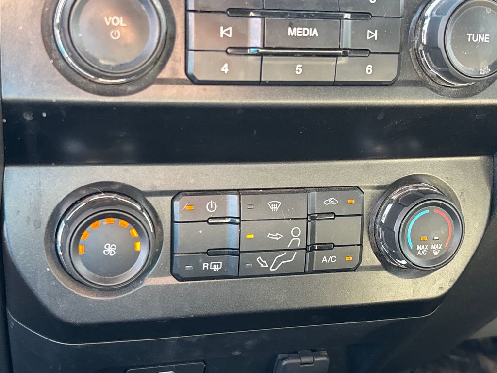 Used 2020 Ford F250 XL w/ STX Appearance Package AWD/4WD image 13