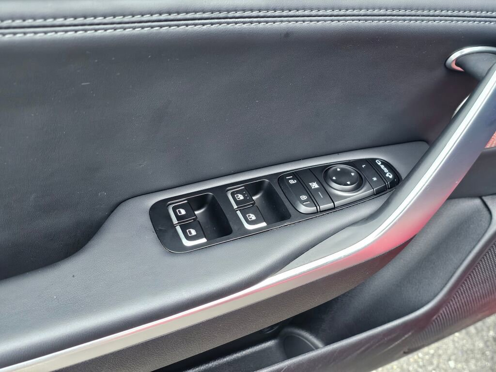 Used 2020 Kia Stinger GT2 image 20