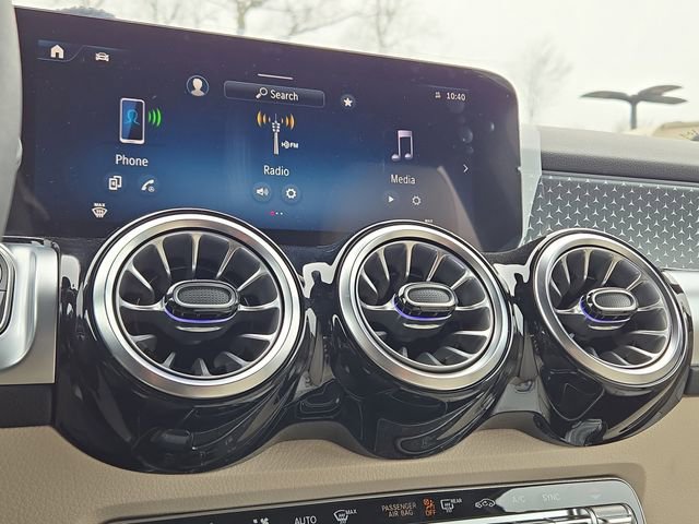 New 2026 Mercedes-Benz GLB 250 4MATIC image 12