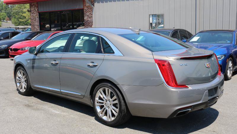 Used 2018 Cadillac XTS Luxury w/ Driver Awareness Package FWD image 5