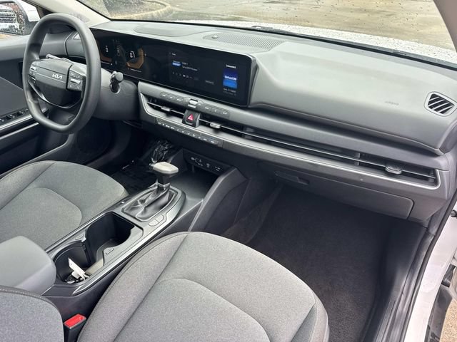 Used 2025 Kia K4 FWD image 18