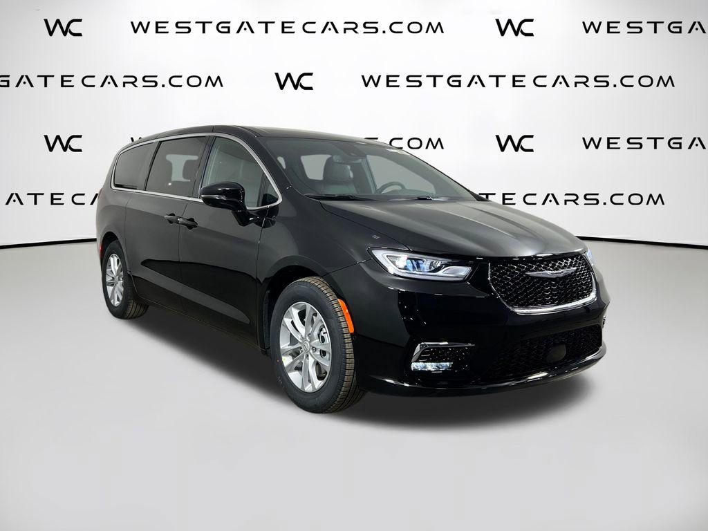 New 2026 Chrysler Pacifica Select image 43