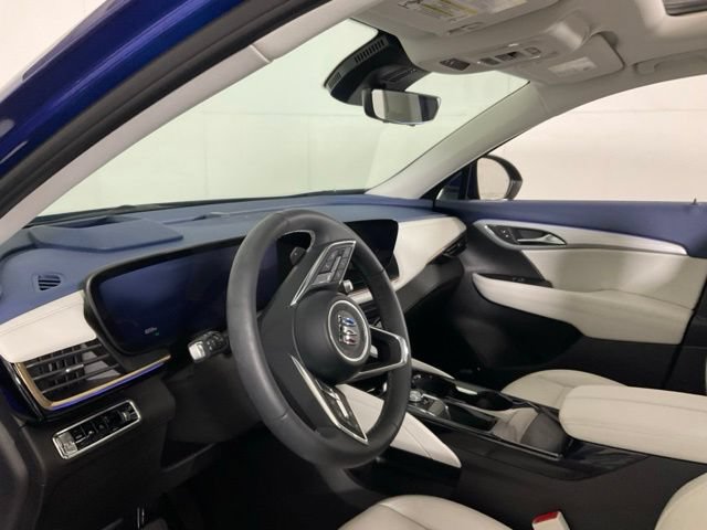 Used 2024 Buick Envision Avenir AWD/4WD image 23
