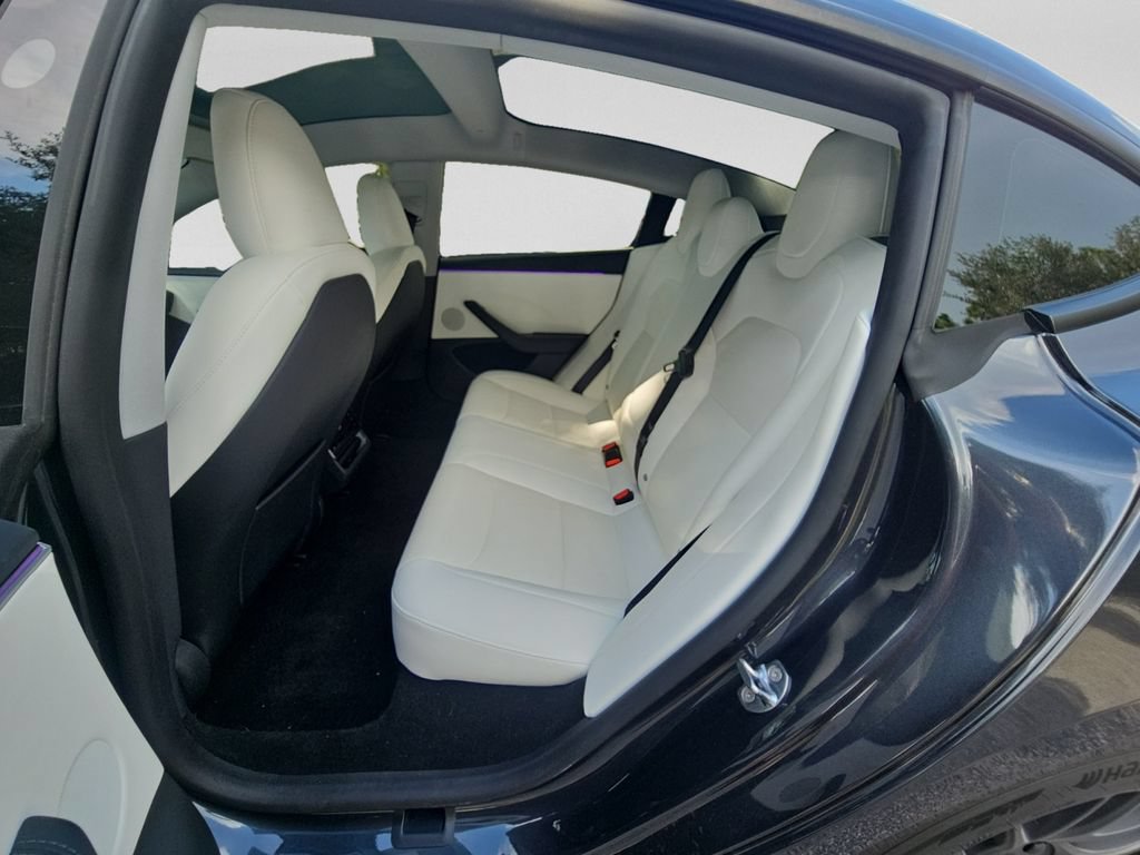 Used 2025 Tesla Model 3 Long Range RWD image 28