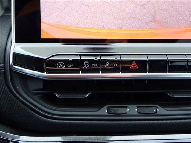 New 2026 Jeep Compass Latitude AWD/4WD image 19