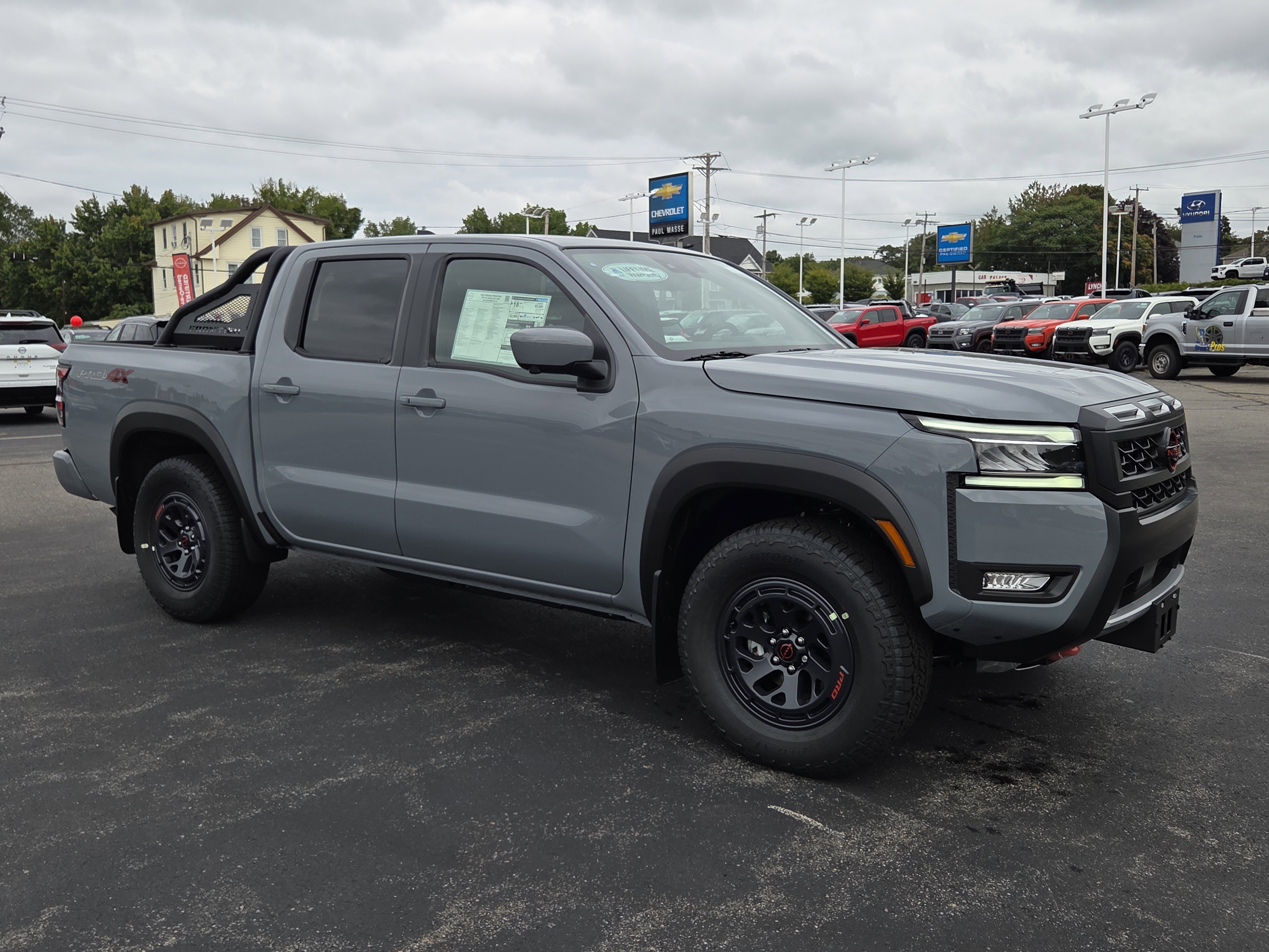 New 2025 Nissan Frontier PRO-4X image 1