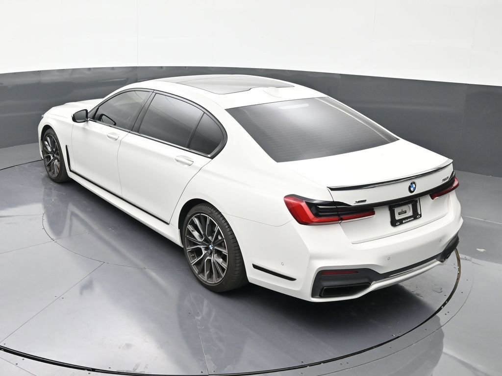 Used 2021 BMW 750i xDrive w/ M Sport Package AWD/4WD image 14