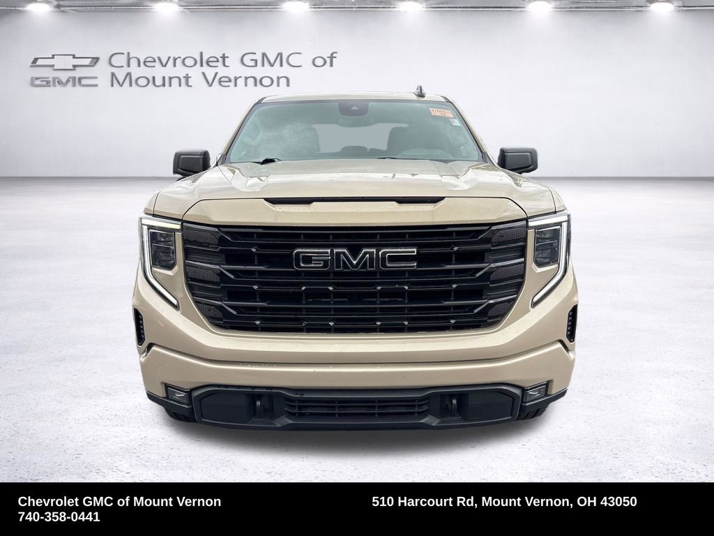 Used 2022 GMC Sierra 1500 Elevation w/ LPO, Elevation Black Package AWD/4WD image 10