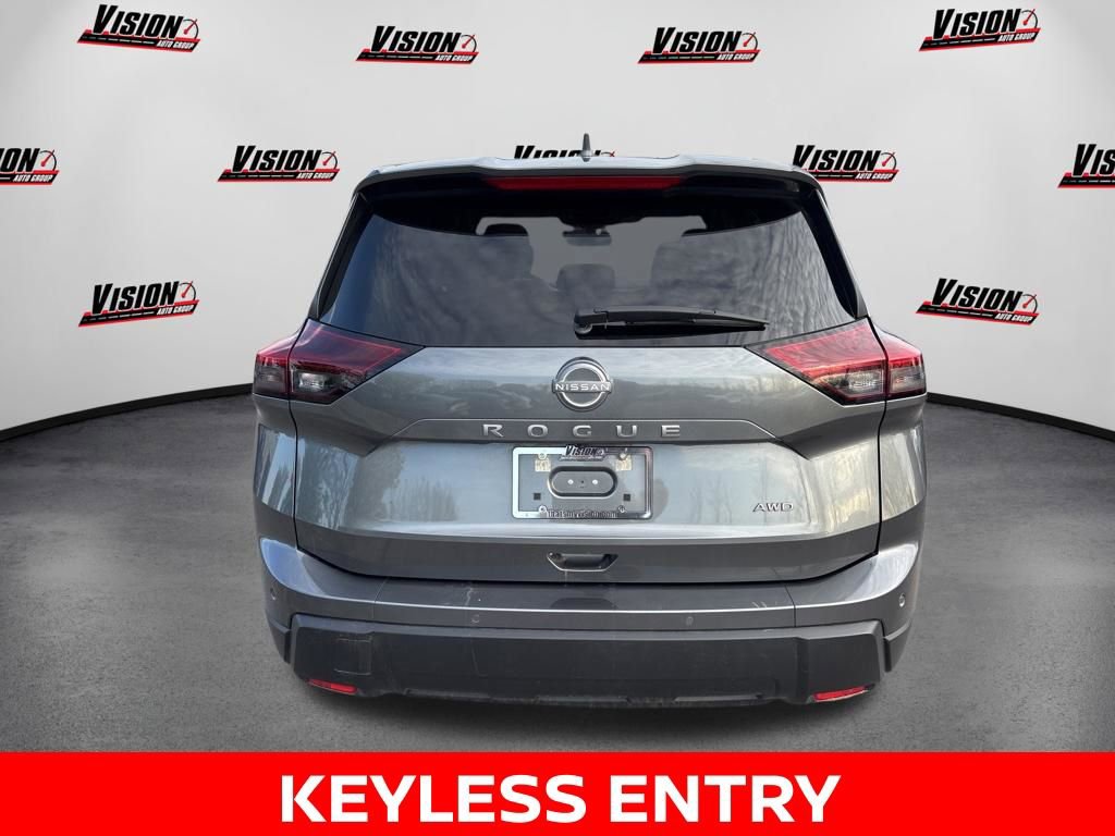 Certified 2026 Nissan Rogue SV AWD/4WD image 7