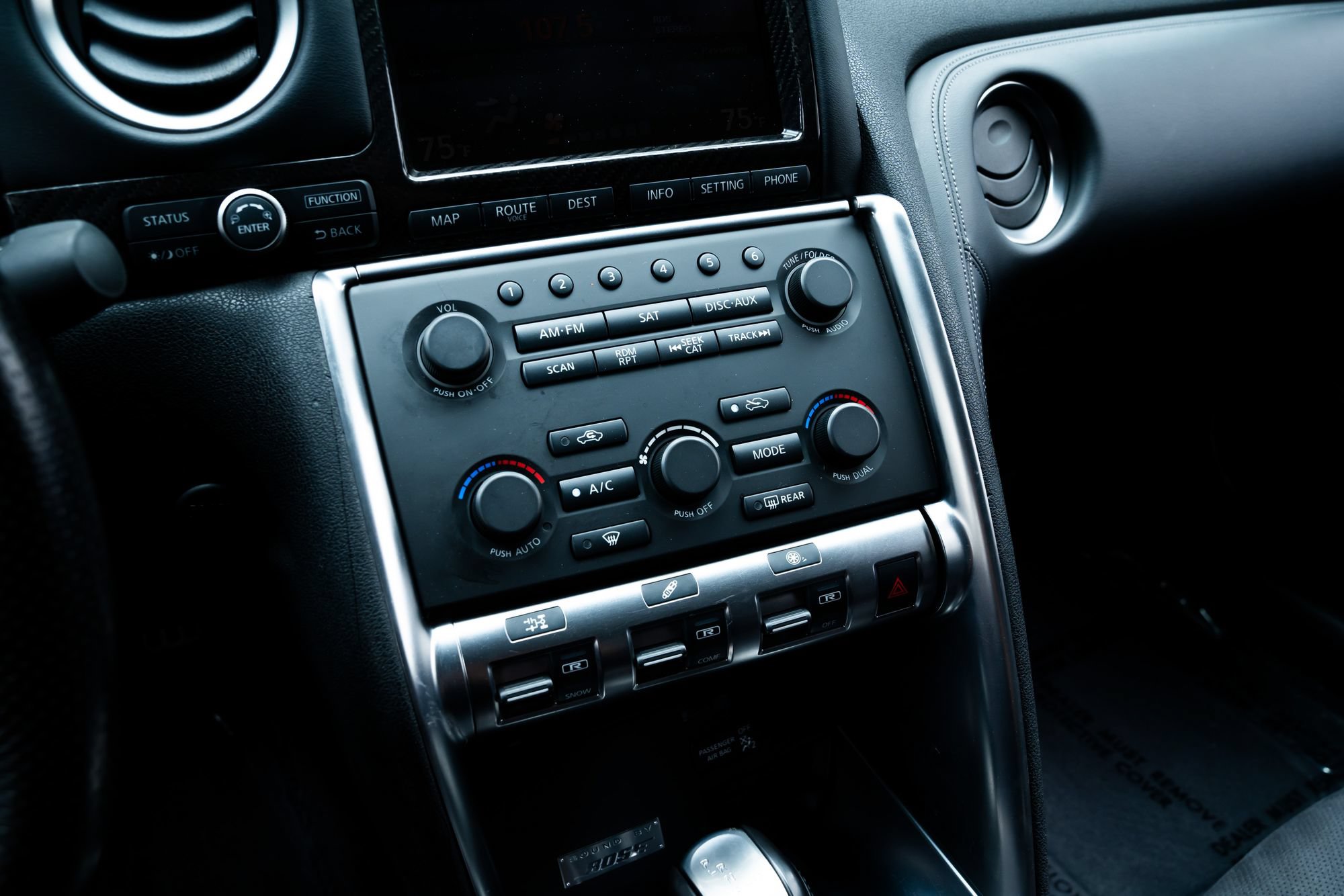 Used 2009 Nissan GT-R Premium AWD/4WD image 12