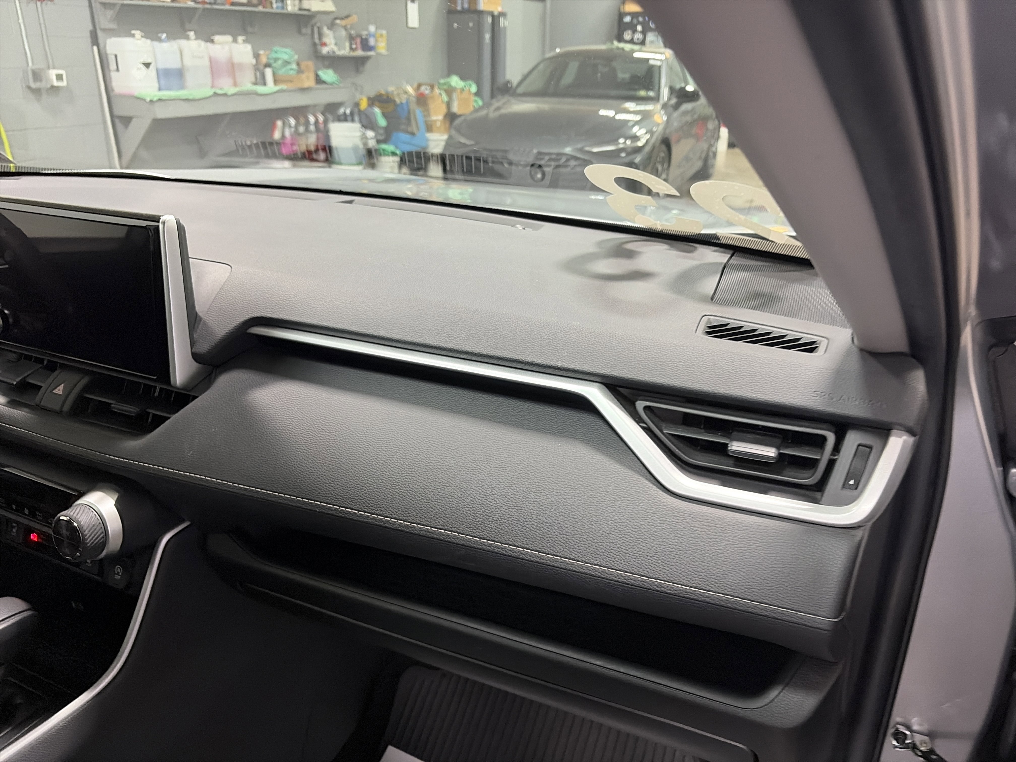 Used 2023 Toyota RAV4 XLE image 34