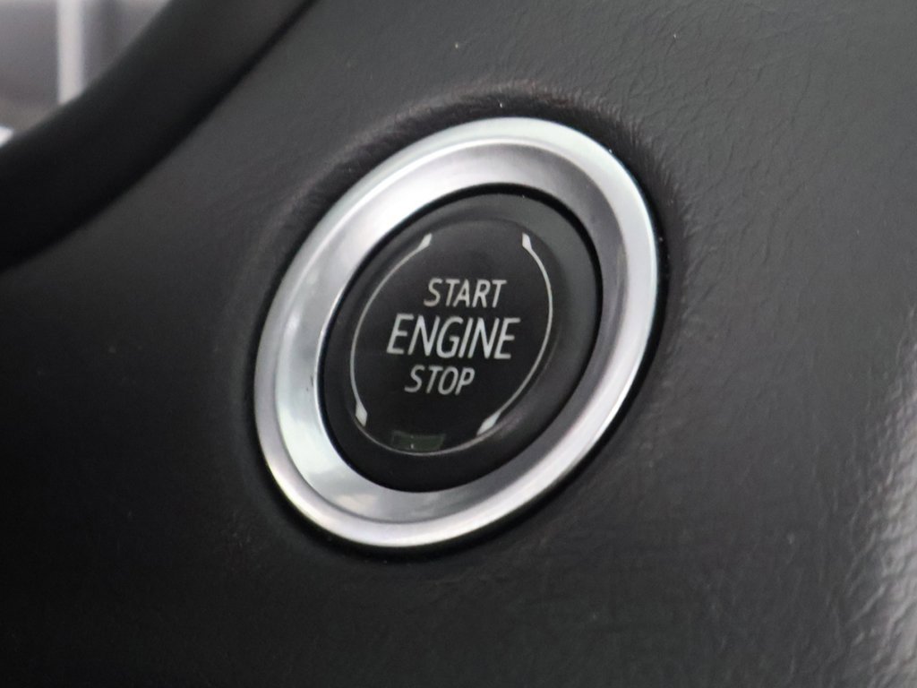 Used 2022 Cadillac XT4 Premium Luxury w/ Enhanced Visibility Package image 41