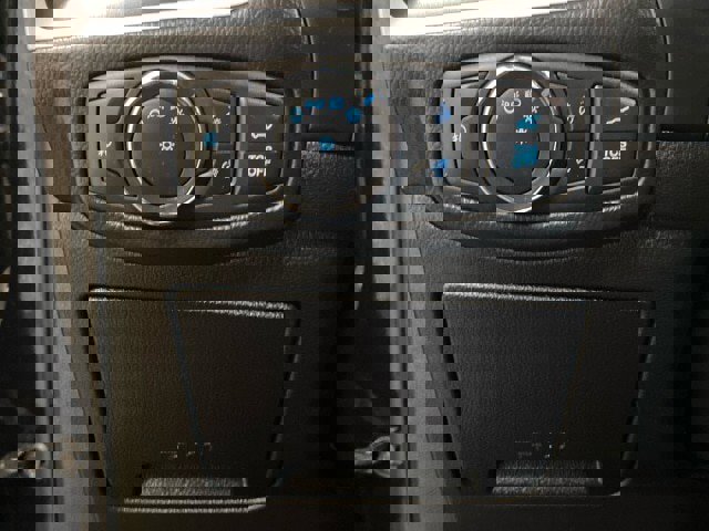 Certified 2020 Ford Edge ST-Line image 17