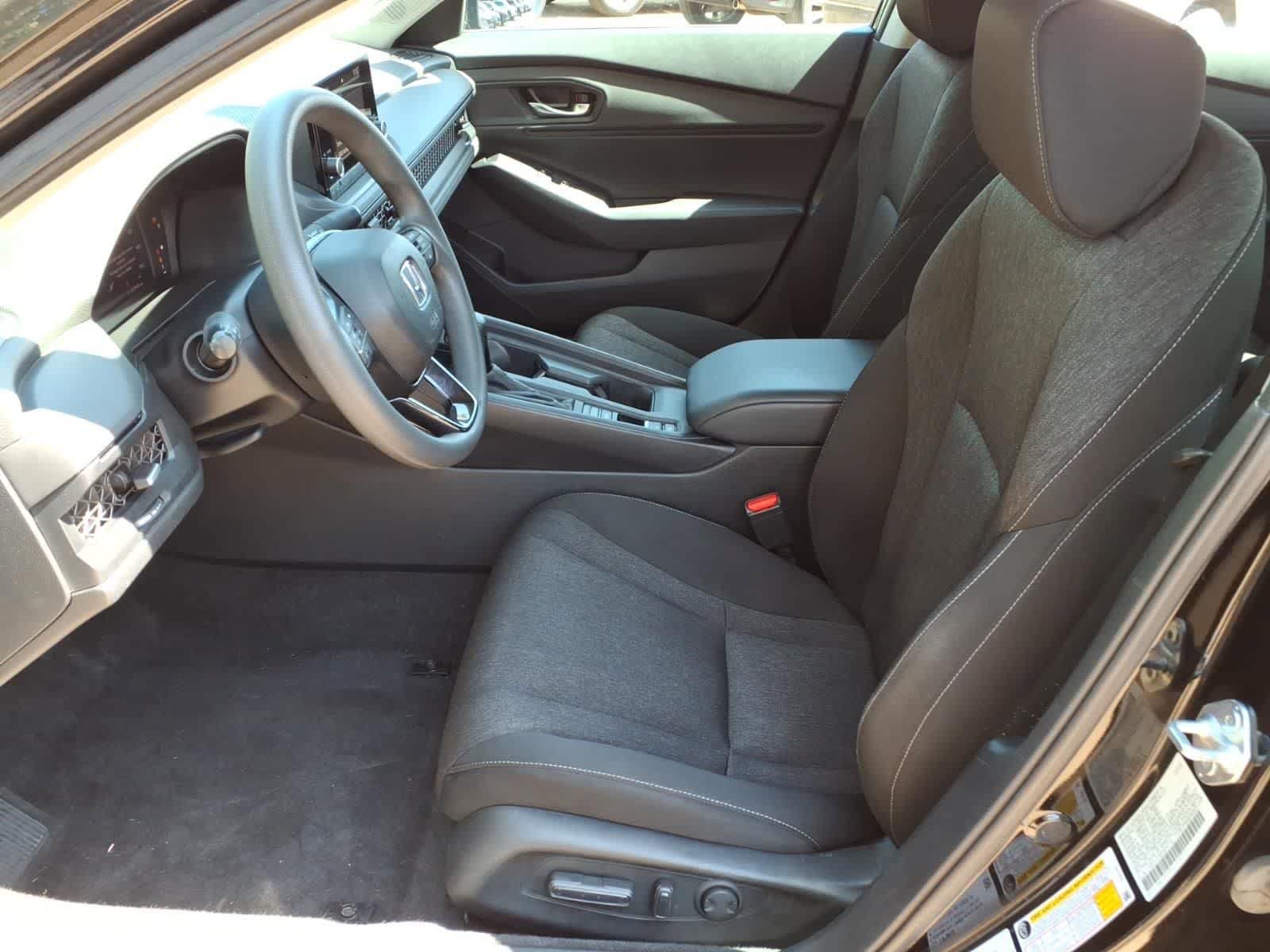 Used 2023 Honda Accord EX image 14