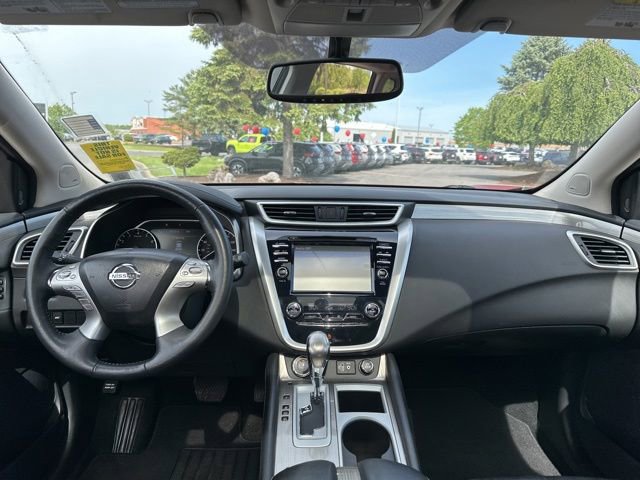 Used 2018 Nissan Murano SL w/ Moonroof Package AWD/4WD image 13