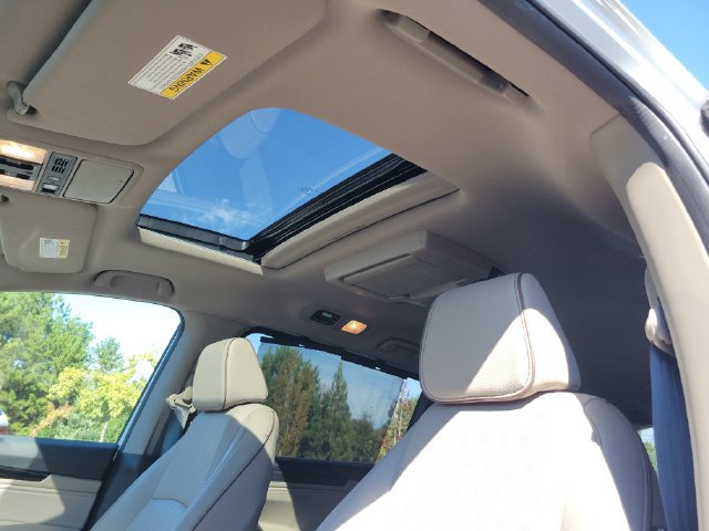 Certified 2024 Honda Odyssey Elite image 16