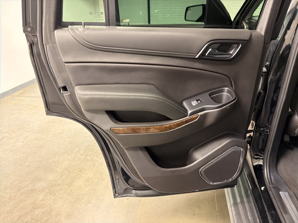 Used 2019 Chevrolet Tahoe LT RWD image 32
