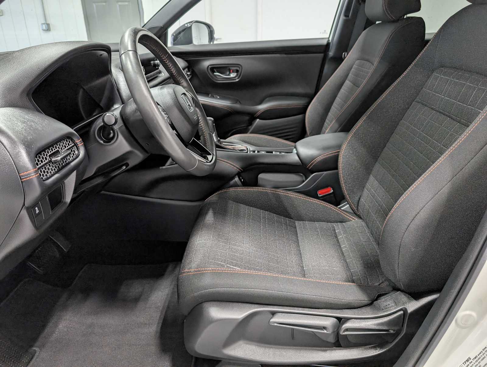 Certified 2024 Honda HR-V Sport image 4