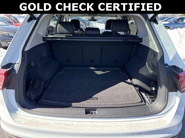 Used 2020 Volkswagen Tiguan SEL image 12