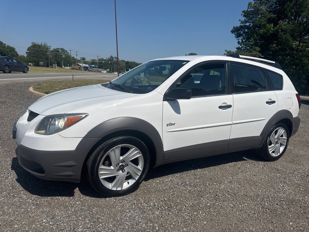 Used 2003 Pontiac Vibe w/ Power Group Value Package FWD image 3